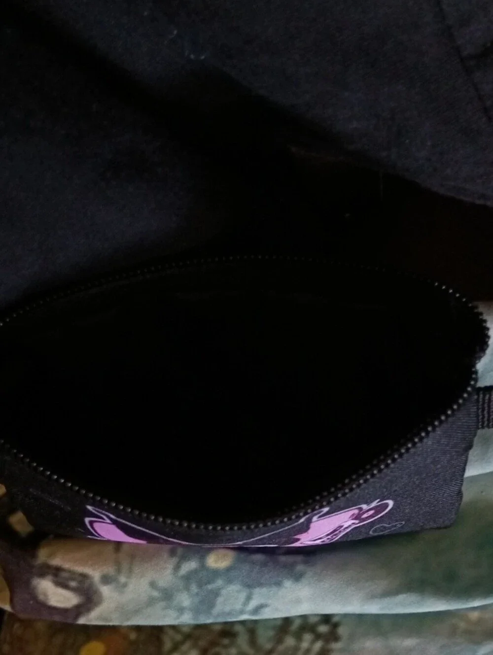 Kuromi Kids Black and Pink Zip Pouch